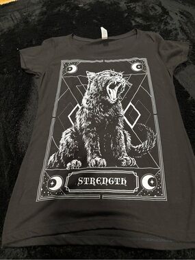 Tarot cat tshirt